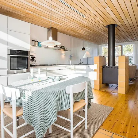 With Waterpark Access In Vaeggerlose Vakantiehuis